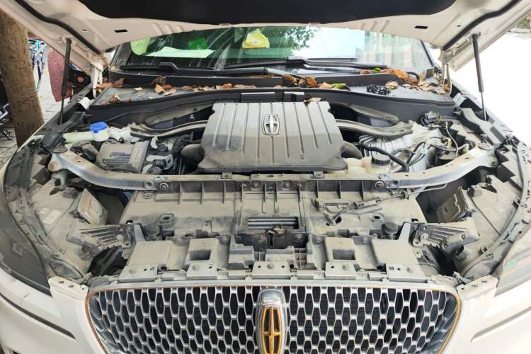 Used Lincoln Aviator 2020 3.0T V6 Four-Wheel Drive Premium Edition Engine Bay