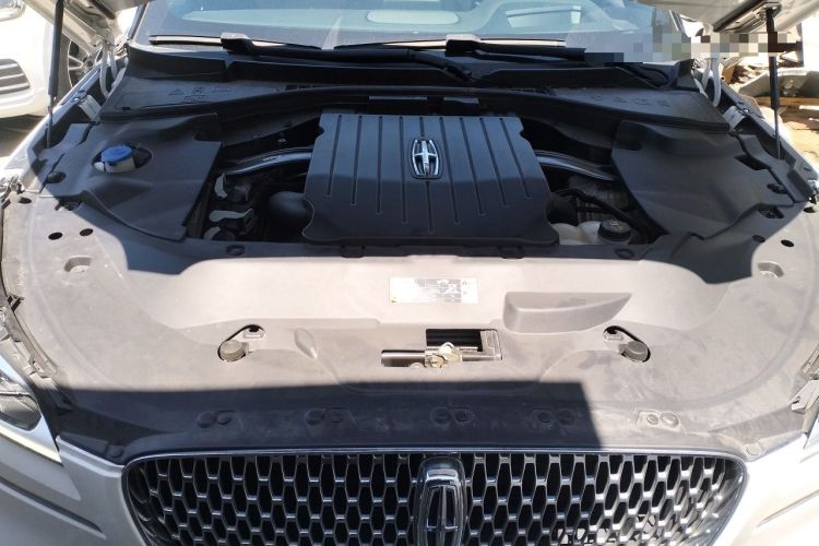 Used Lincoln Aviator 2020 3.0T V6 All-Wheel Drive Executive Version Engine Bay