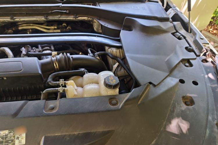Used Lincoln Aviator 2020 3.0T V6 All-Wheel-Drive Luxury Edition Engine Bay Left