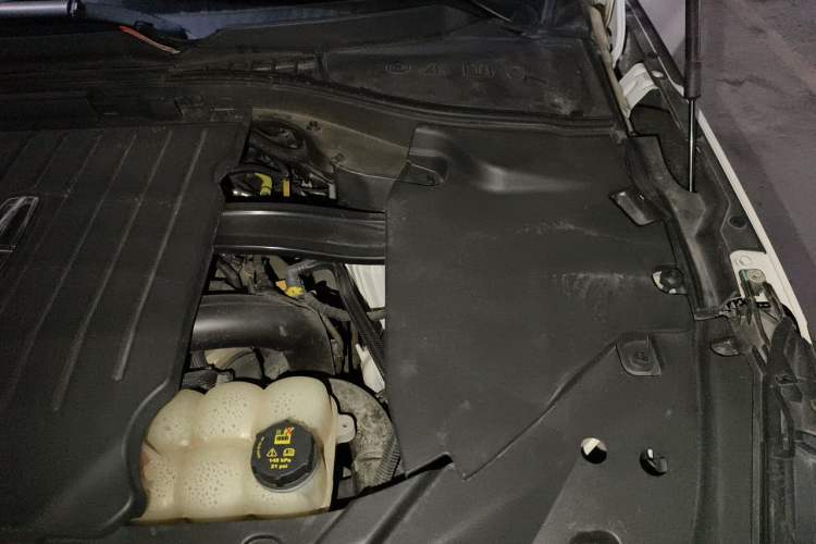 Used Lincoln Aviator 2020 3.0T V6 Four-Wheel Drive Zunya Edition Engine Bay Left