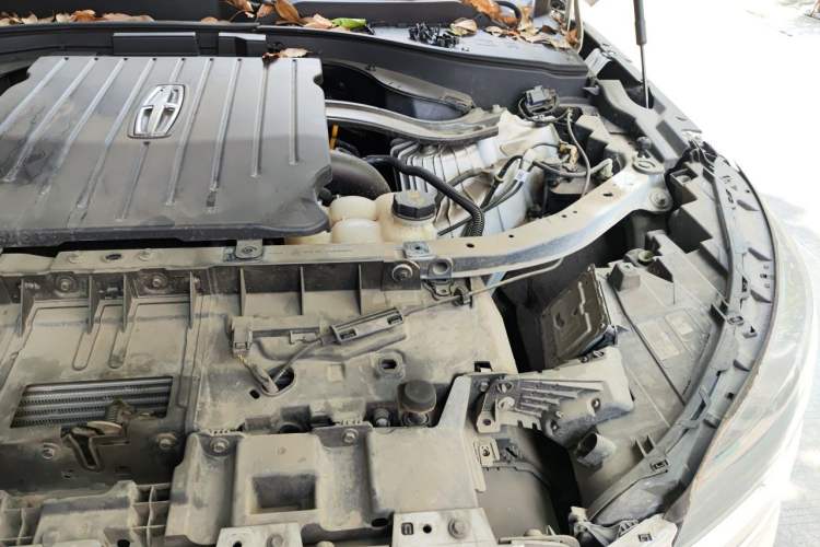 Used Lincoln Aviator 2020 3.0T V6 Four-Wheel Drive Premium Edition Engine Bay Left
