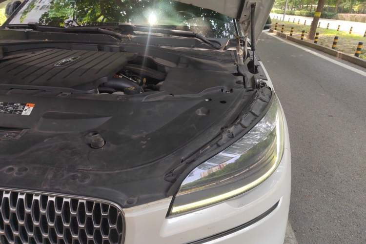 Used Lincoln Aviator 2020 3.0T V6 Four-Wheel Drive Zunya Edition Engine Bay Left