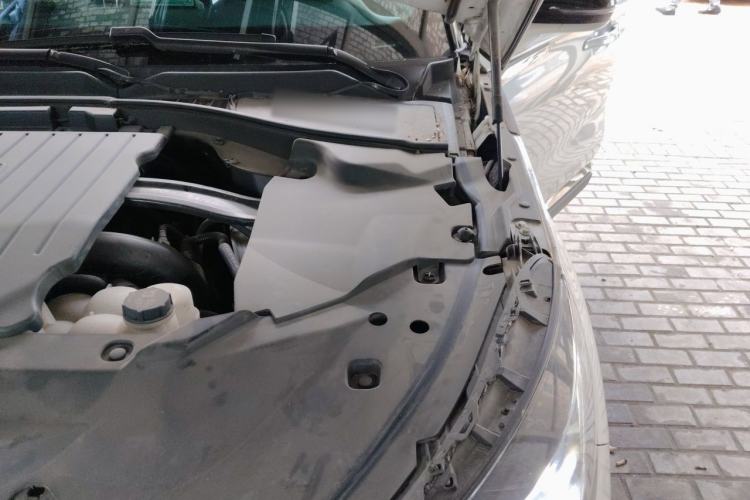 Used Lincoln Aviator 2020 3.0T V6 Four-Wheel Drive Premium Edition Engine Bay Left