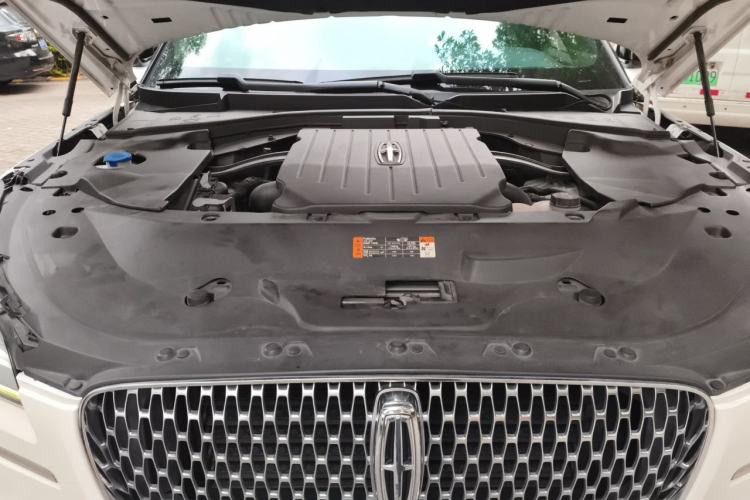 Used Lincoln Aviator 2020 3.0T V6 Four-Wheel Drive Zunya Edition Engine Bay