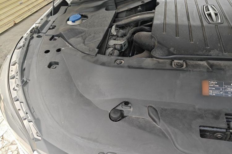 Used Lincoln Aviator 2020 3.0T V6 Four-Wheel Drive Zunya Edition Engine Bay Right