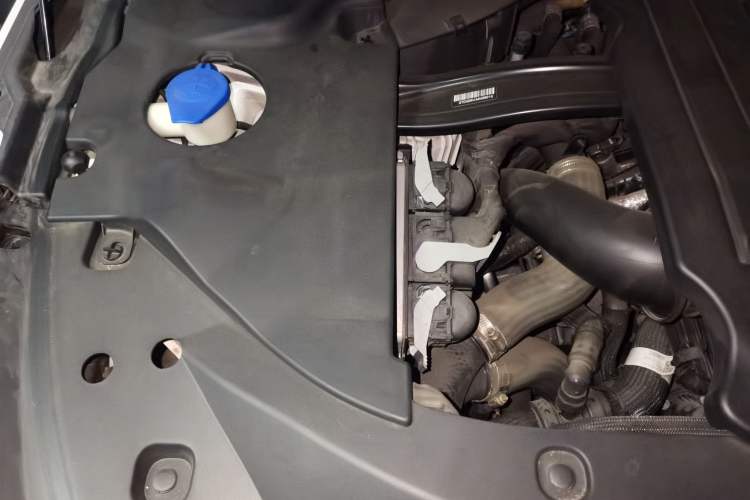 Used Lincoln Aviator 2020 3.0T V6 Four-Wheel Drive Zunya Edition Engine Bay Right