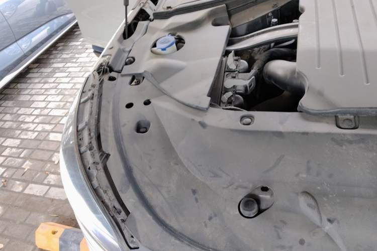Used Lincoln Aviator 2020 3.0T V6 Four-Wheel Drive Premium Edition Engine Bay Right