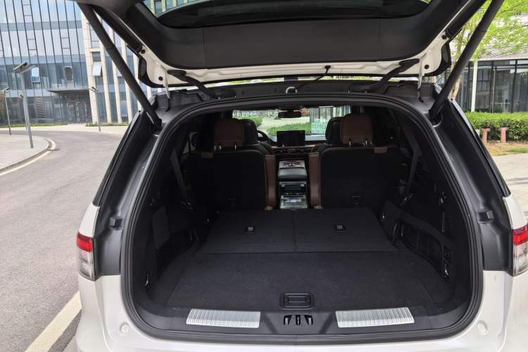 Used Lincoln Aviator 2020 3.0T V6 All-Wheel Drive Executive Version Exterior 9