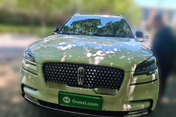 Used Lincoln Aviator 2020 3.0T V6 All-Wheel-Drive Luxury Edition Front