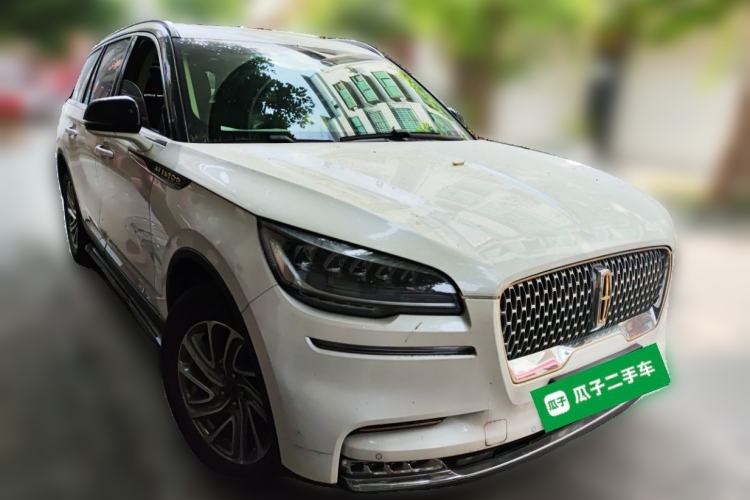 Used Lincoln Aviator 2020 3.0T V6 Four-Wheel Drive Premium Edition Front Right 45 Deg