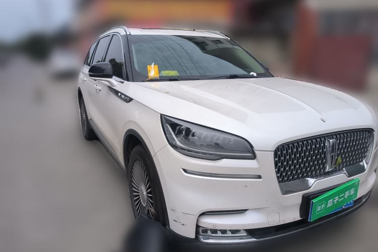 Used Lincoln Aviator 2020 3.0T V6 Four-Wheel Drive Premium Edition Front Right 45 Deg