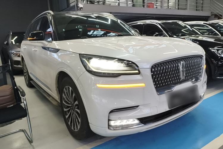 Used Lincoln Aviator 2020 3.0T V6 Four-Wheel Drive Zunya Edition Front Right 45 Deg