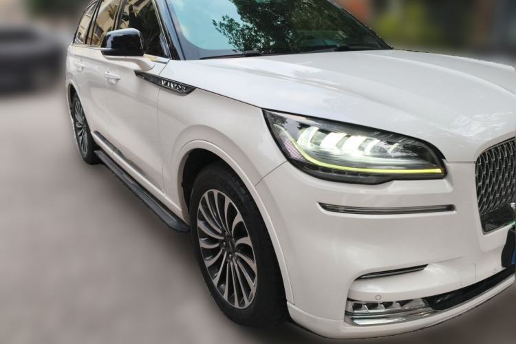 Used Lincoln Aviator 2020 3.0T V6 Four-Wheel Drive Zunya Edition Front Right 45 Deg
