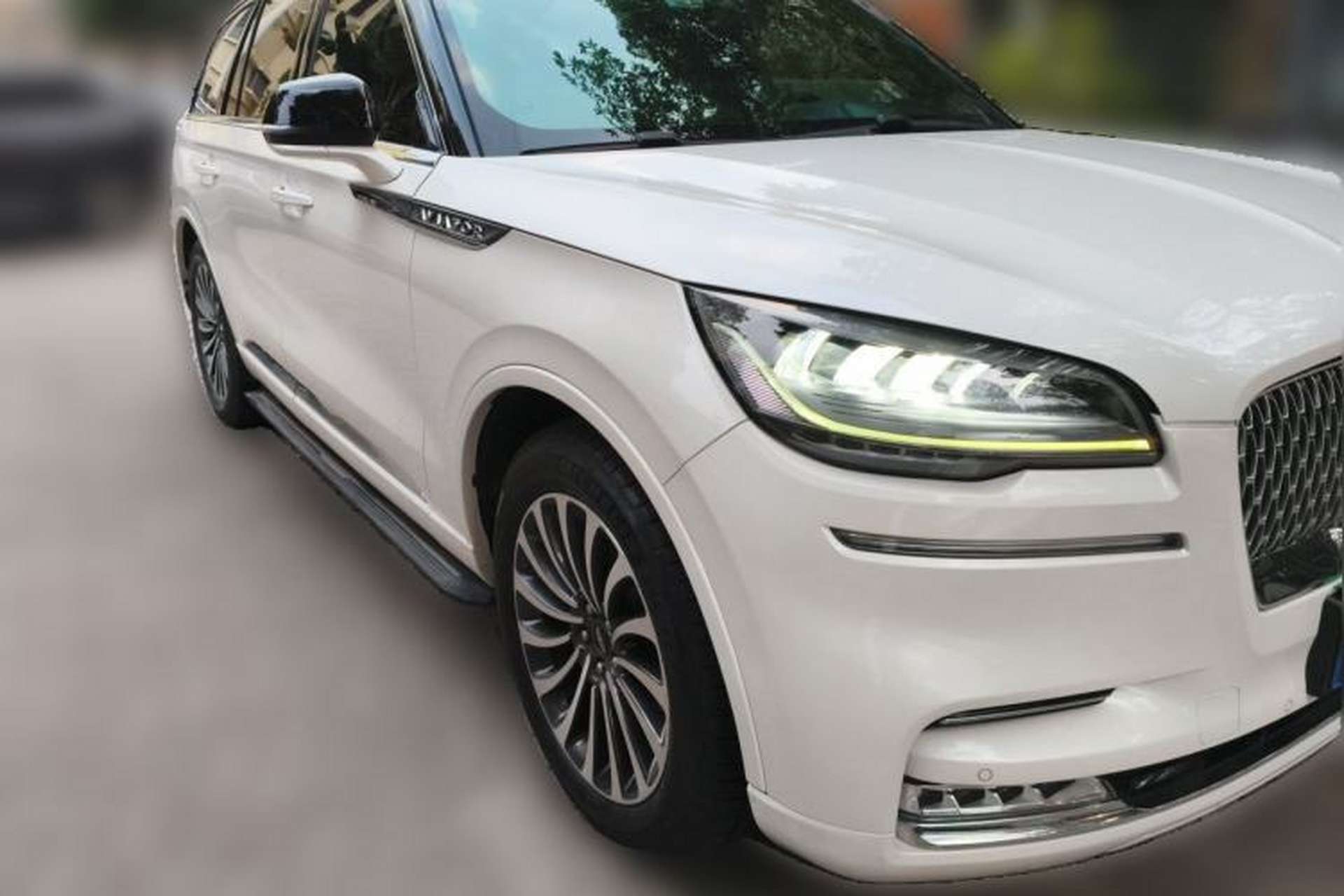 Used Lincoln Aviator 2020 3.0T V6 Four-Wheel Drive Zunya Edition Front Right 45 Deg