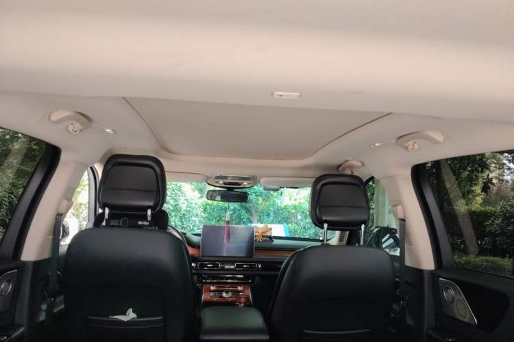Used Lincoln Aviator 2020 3.0T V6 Four-Wheel Drive Premium Edition Headliner