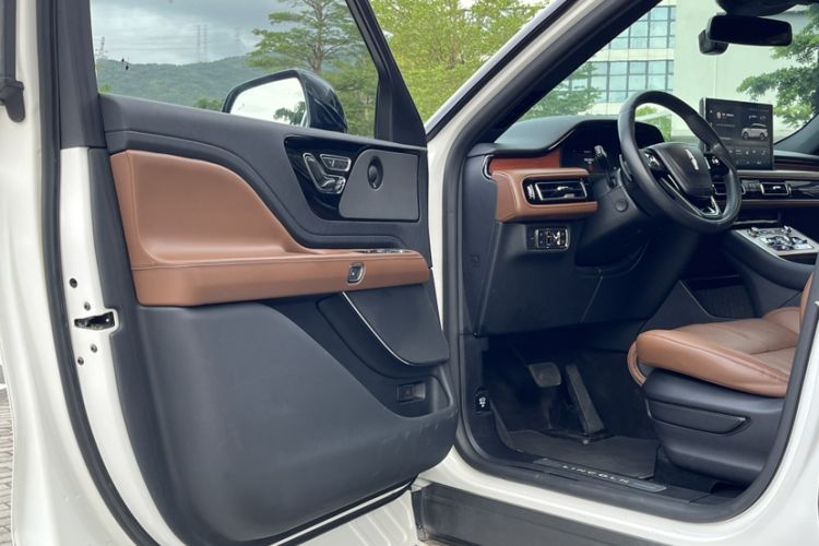 Used Lincoln Aviator 2020 3.0T V6 Four-Wheel Drive Zunya Edition Interior 2