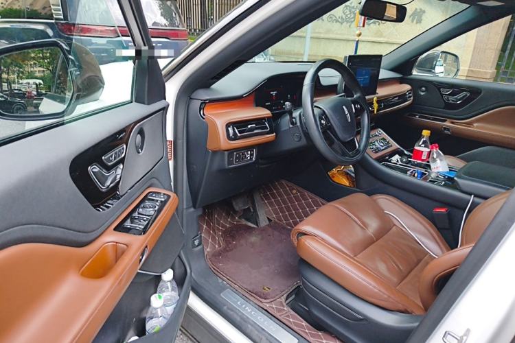 Used Lincoln Aviator 2020 3.0T V6 Four-Wheel Drive Zunya Edition Interior 3