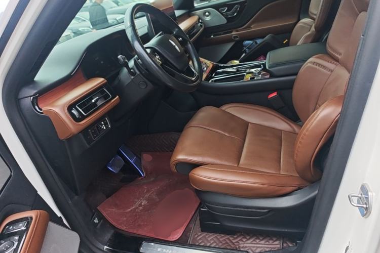Used Lincoln Aviator 2020 3.0T V6 All-Wheel Drive Executive Version Left Front Seat