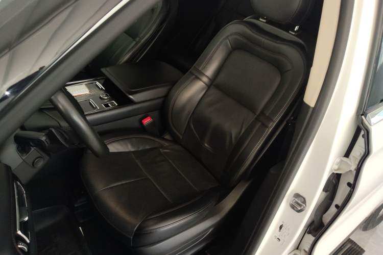 Used Lincoln Aviator 2020 3.0T V6 Four-Wheel Drive Premium Edition Left Front Seat