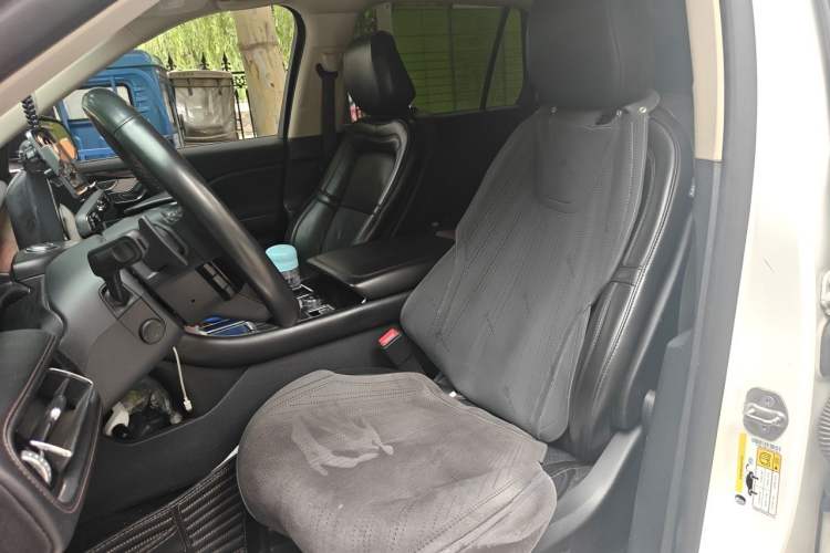 Used Lincoln Aviator 2020 3.0T V6 All-Wheel-Drive Premium Edition Left Front Seat