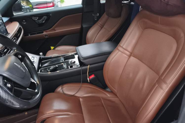 Used Lincoln Aviator 2020 3.0T V6 Four-Wheel Drive Zunya Edition Left Front Seat