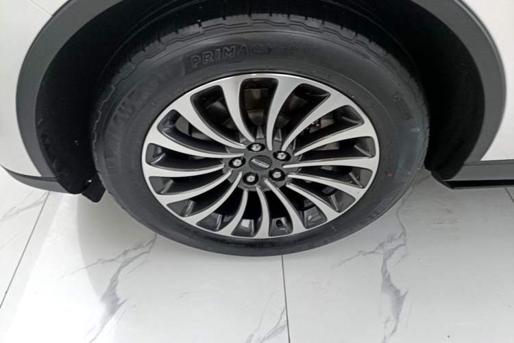 Used Lincoln Aviator 2020 3.0T V6 Four-Wheel Drive Zunya Edition Left Front Wheel Hub