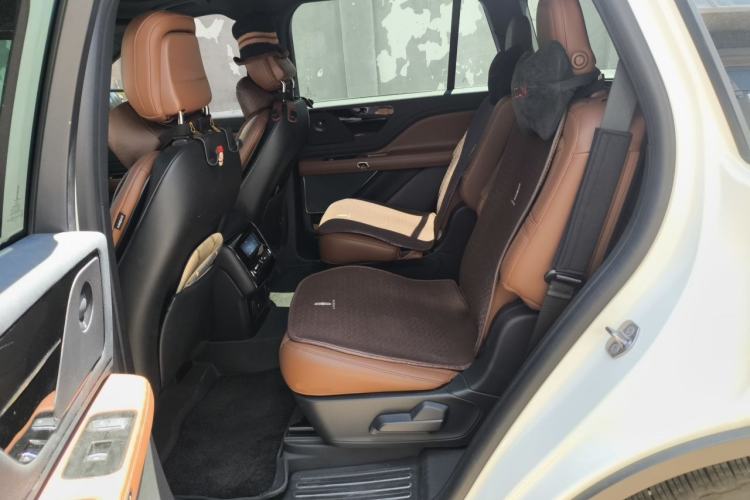 Used Lincoln Aviator 2020 3.0T V6 Four-Wheel Drive Zunya Edition Left Rear Seat