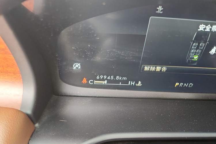 Used Lincoln Aviator 2020 3.0T V6 All-Wheel Drive Executive Version Odometer Close Up
