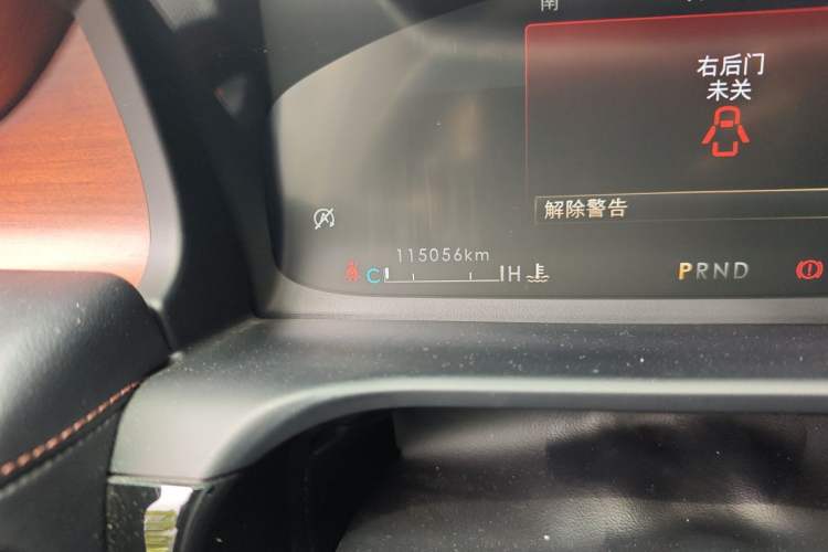 Used Lincoln Aviator 2020 3.0T V6 Four-Wheel Drive Premium Edition Odometer Close Up