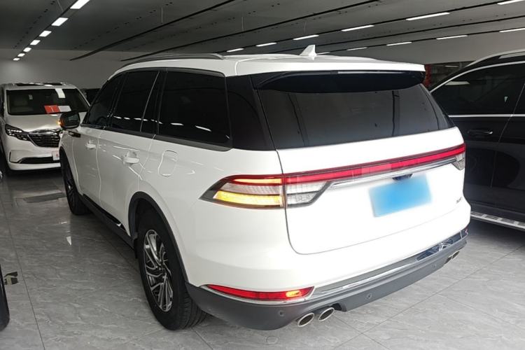 Used Lincoln Aviator 2020 3.0T V6 All-Wheel-Drive Premium Edition Rear Left 45 Deg