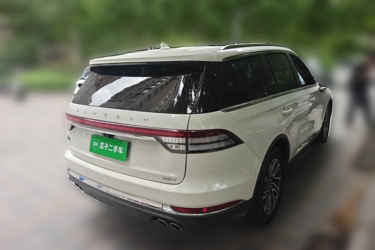 Used Lincoln Aviator 2020 3.0T V6 All-Wheel-Drive Premium Edition Rear Right 45 Deg