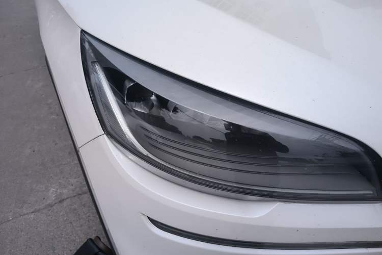 Used Lincoln Aviator 2020 3.0T V6 Four-Wheel Drive Premium Edition Right Front Headlight
