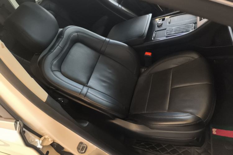 Used Lincoln Aviator 2020 3.0T V6 Four-Wheel Drive Premium Edition Right Front Seat