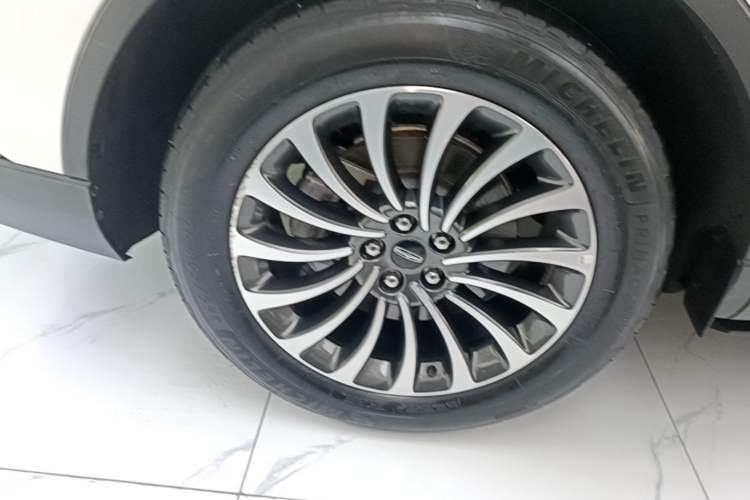 Used Lincoln Aviator 2020 3.0T V6 Four-Wheel Drive Zunya Edition Right Rear Wheel Hub