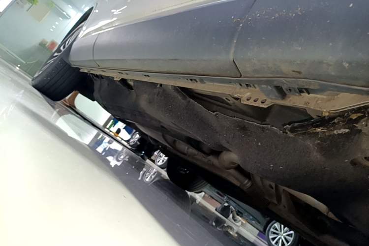 Used Lincoln Aviator 2020 3.0T V6 Four-Wheel Drive Zunya Edition Right Side Sill