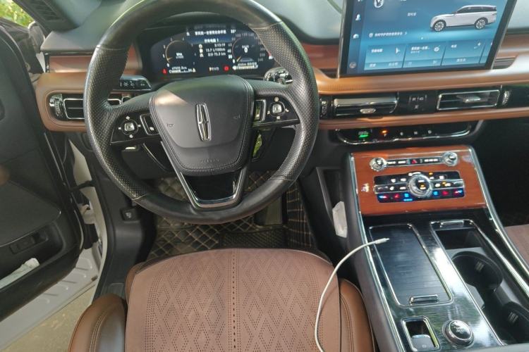 Used Lincoln Aviator 2020 3.0T V6 Four-Wheel Drive Zunya Edition Steering Wheel