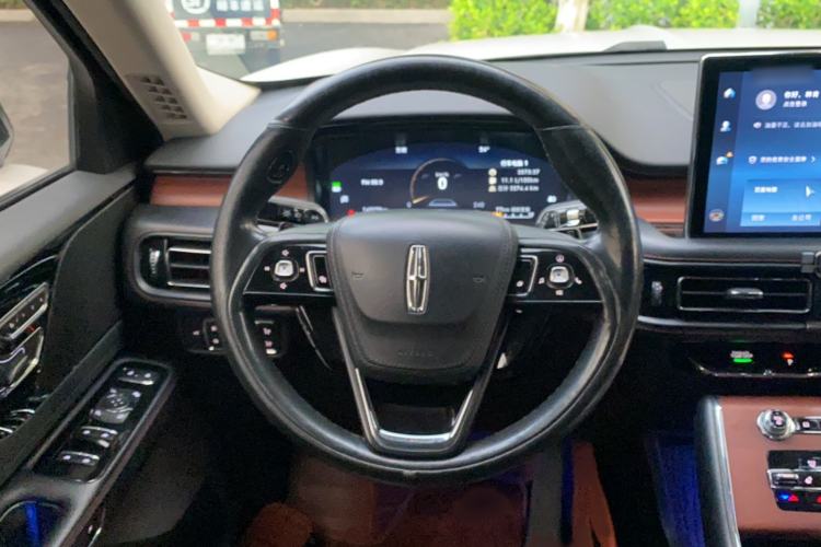 Used Lincoln Aviator 2020 3.0T V6 Four-Wheel Drive Premium Edition Steering Wheel