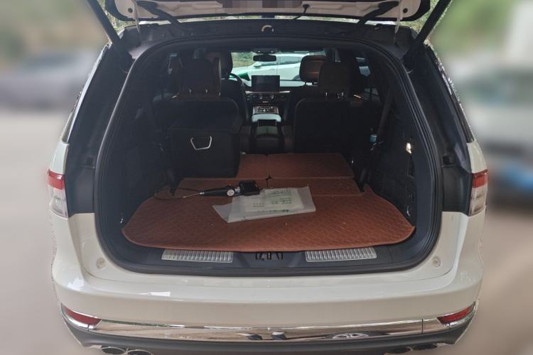 Used Lincoln Aviator 2020 3.0T V6 Four-Wheel Drive Zunya Edition Trunk
