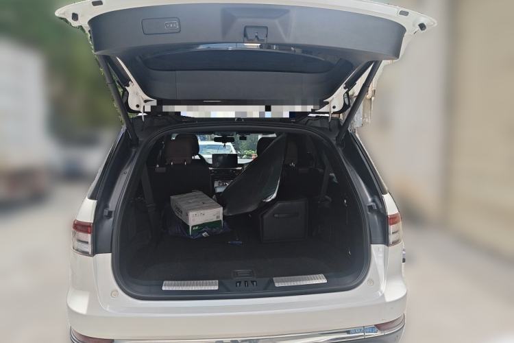 Used Lincoln Aviator 2020 3.0T V6 Four-Wheel Drive Zunya Edition Trunk