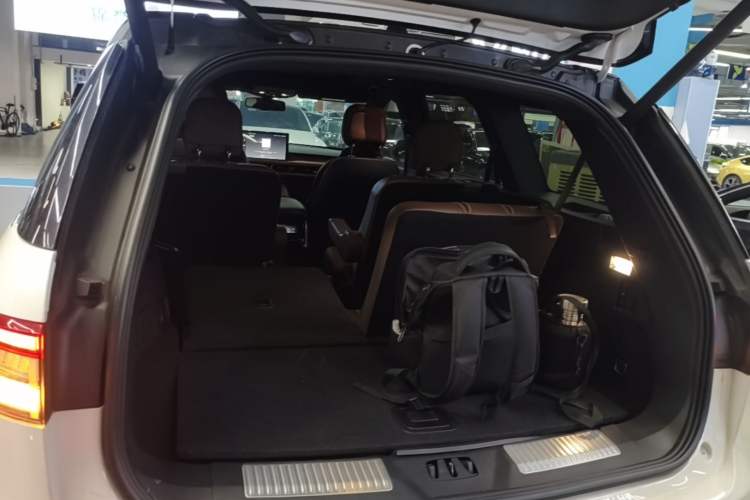 Used Lincoln Aviator 2020 3.0T V6 Four-Wheel Drive Zunya Edition Trunk