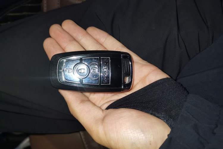 Used Lincoln Aviator 2020 3.0T V6 Four-Wheel Drive Zunya Edition Vehicle Key