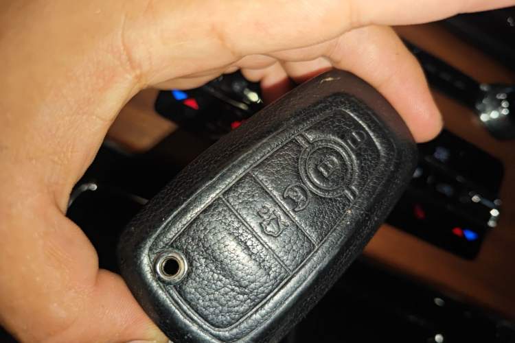 Used Lincoln Aviator 2020 3.0T V6 All-Wheel Drive Executive Version Vehicle Key