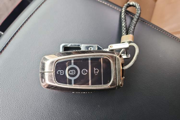 Used Lincoln Aviator 2020 3.0T V6 All-Wheel Drive Executive Version Vehicle Key