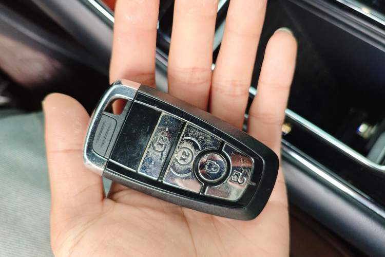 Used Lincoln Aviator 2020 3.0T V6 All-Wheel Drive Executive Version Vehicle Key