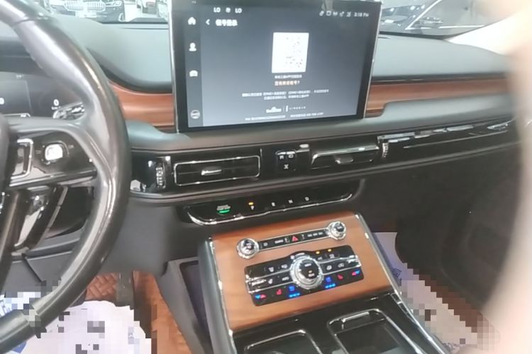 Used Lincoln Aviator 2021 3.0T V6 Four-Wheel Drive Luxury Edition Audio And AC Panel