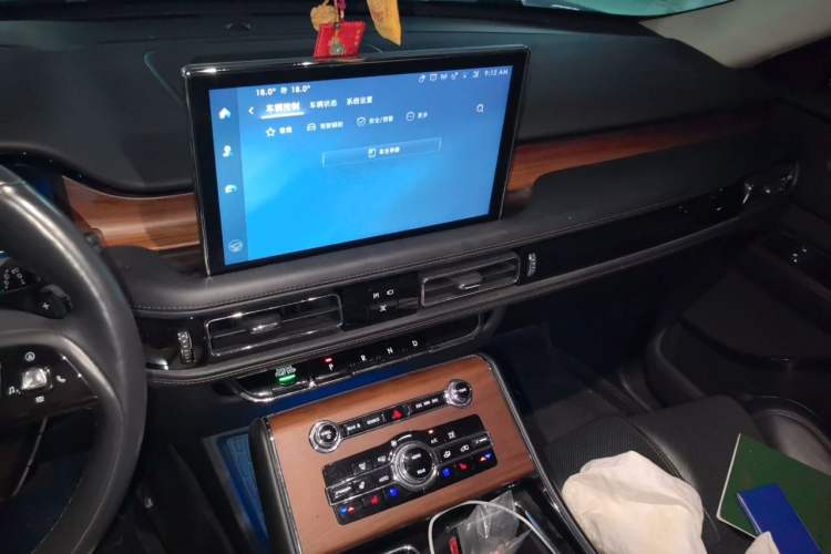 Used Lincoln Aviator 2021 3.0T V6 Four-Wheel Drive Zunya Edition Audio And AC Panel