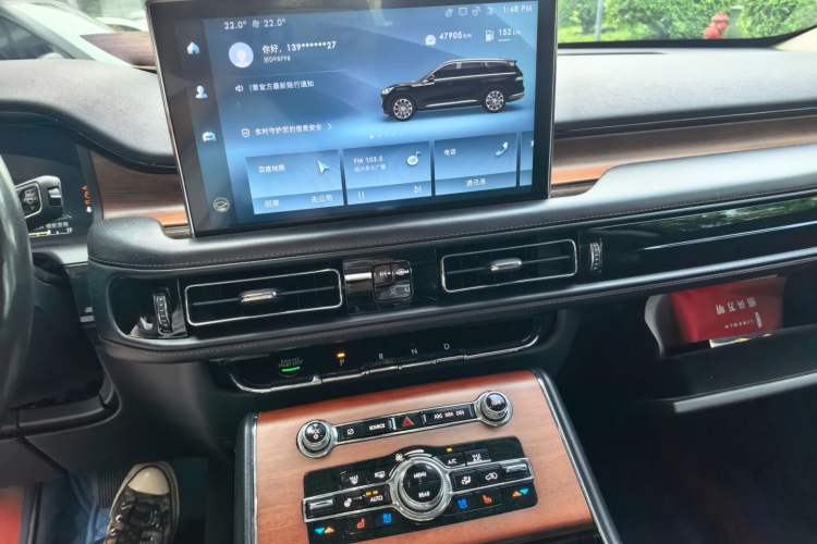 Used Lincoln Aviator 2021 3.0T V6 Four-Wheel Drive Luxury Edition Audio And AC Panel