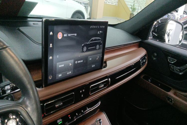 Used Lincoln Aviator 2021 3.0T V6 Four-Wheel Drive Zunya Edition Center Console