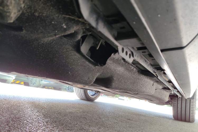 Used Lincoln Aviator 2021 3.0T V6 All-Wheel-Drive Executive Edition Chassis Front Left