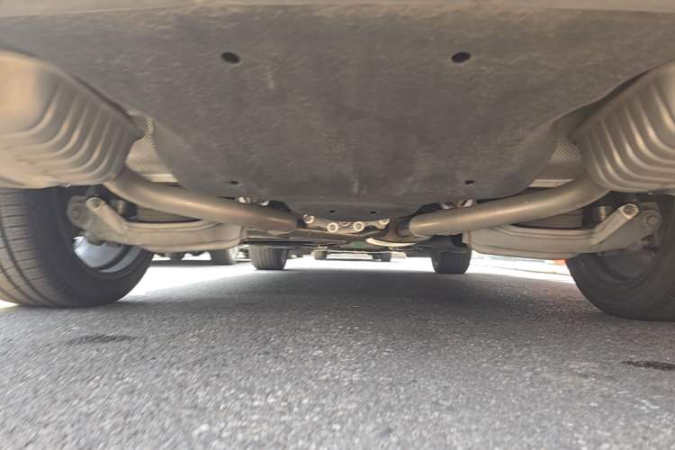 Used Lincoln Aviator 2021 3.0T V6 All-Wheel-Drive Executive Edition Chassis Rear